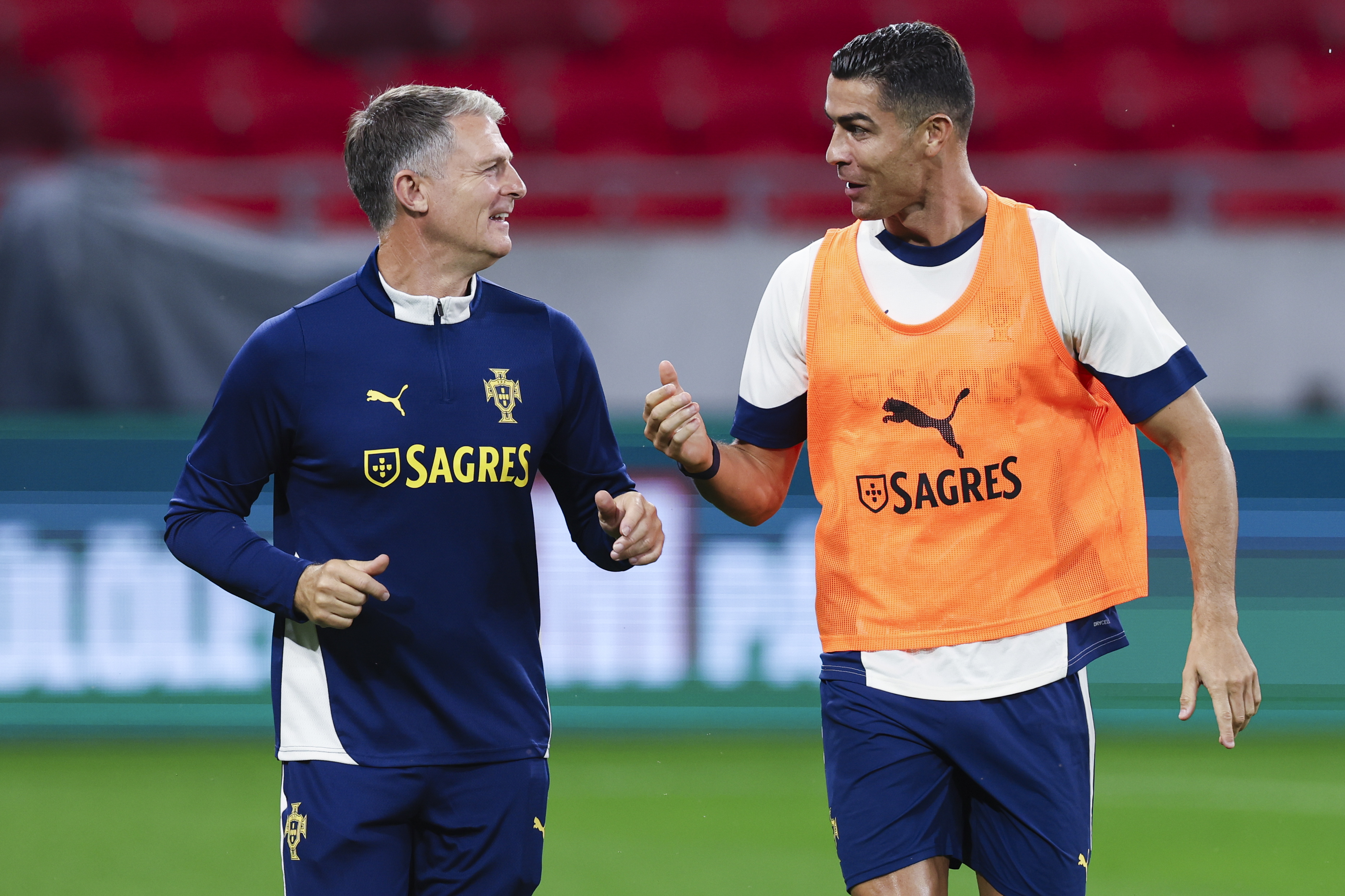 包含赛后英超传出新动向，葡萄牙体育调整名单，管理层表态——气氛紧张，球队文化再被提及的词条-爱游戏